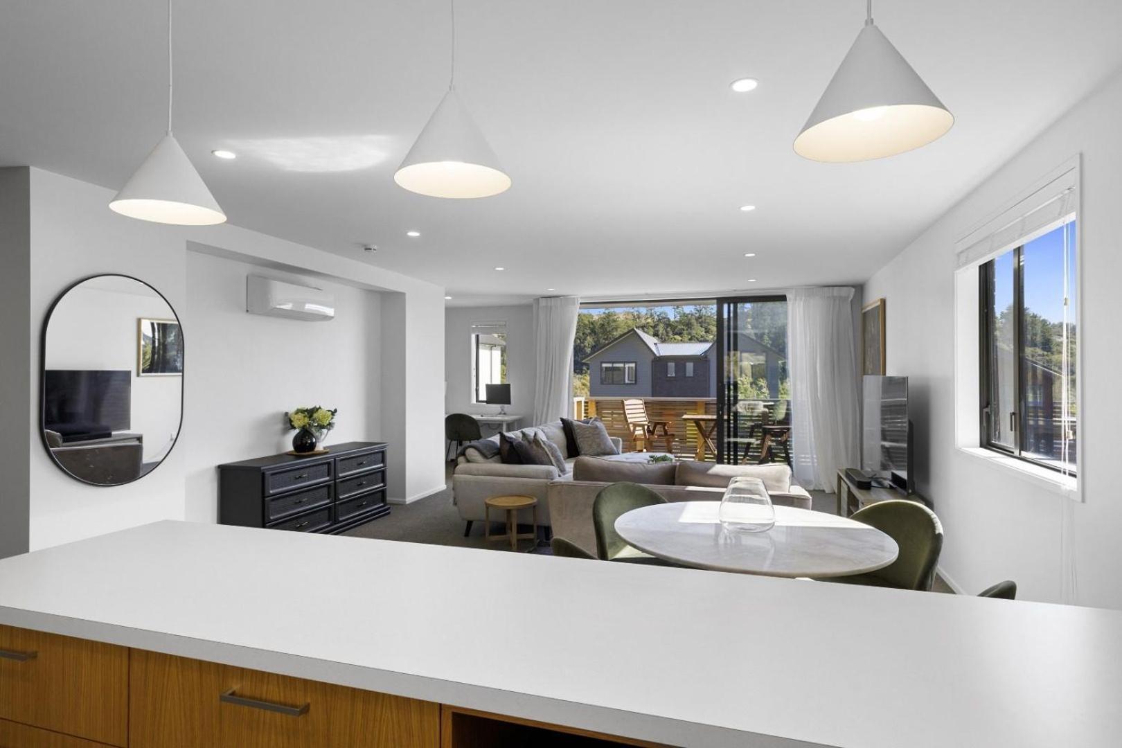Whitby Townhouse Villa Porirua Esterno foto
