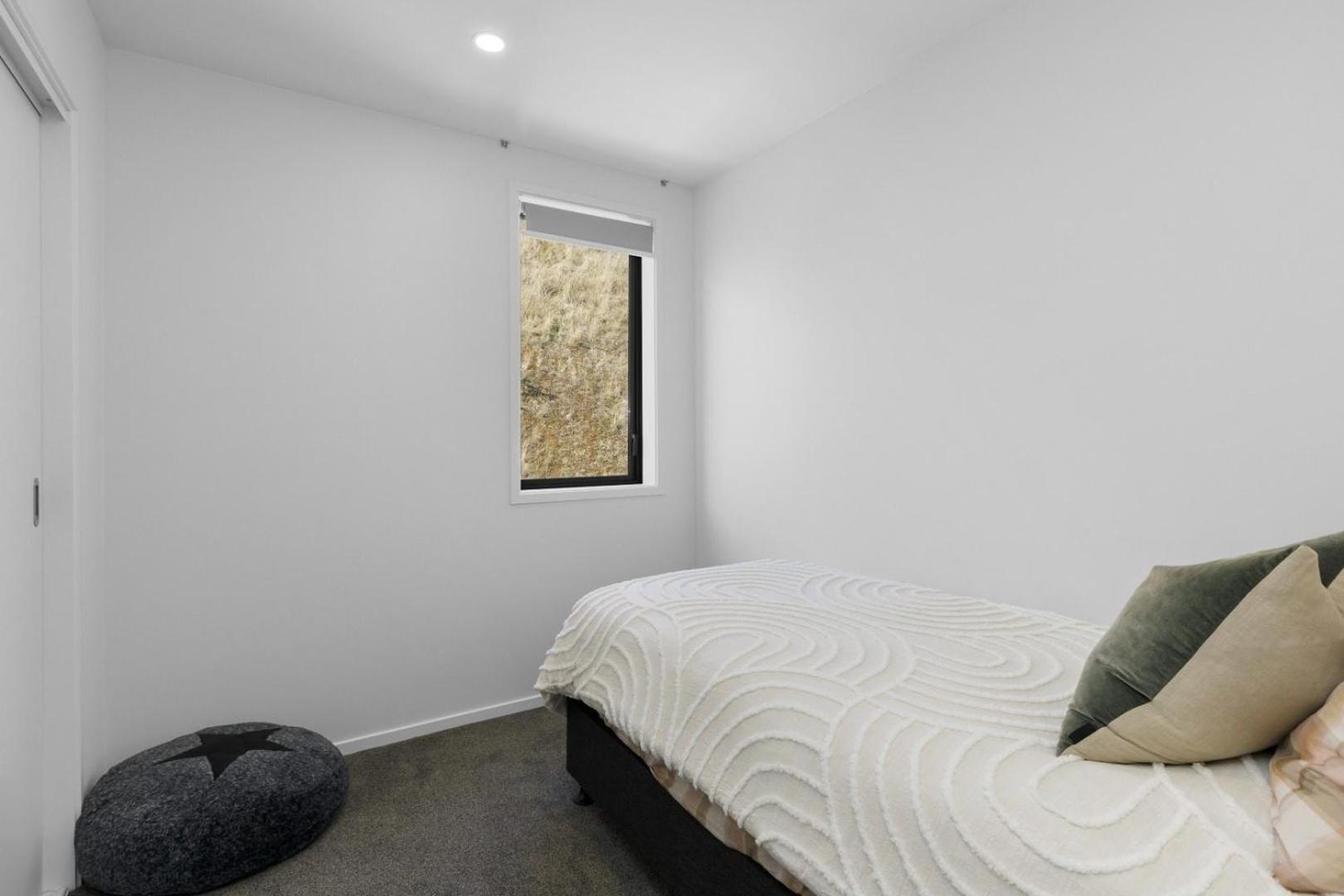 Whitby Townhouse Villa Porirua Esterno foto