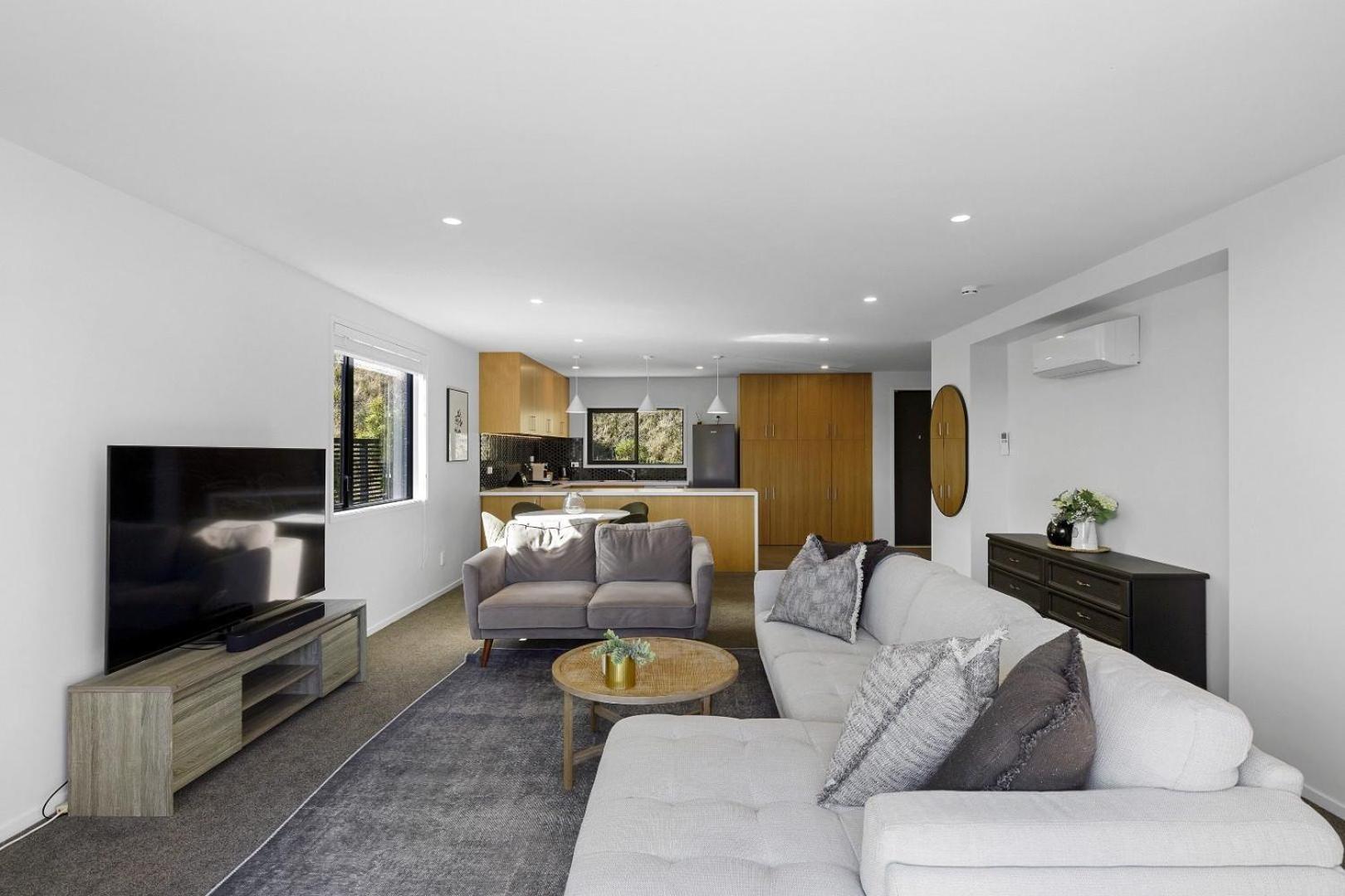 Whitby Townhouse Villa Porirua Esterno foto