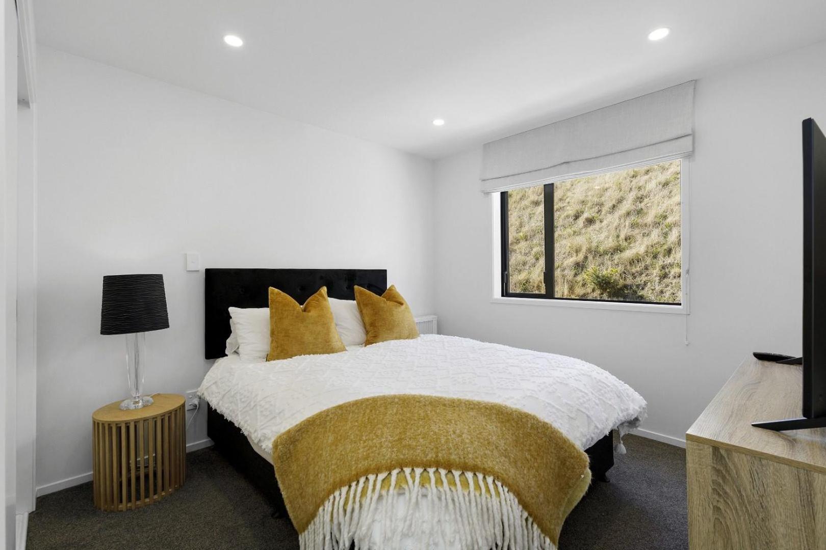 Whitby Townhouse Villa Porirua Esterno foto
